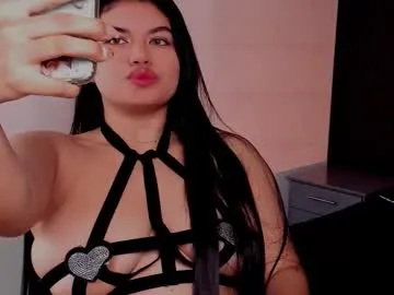 giiabloom on Chaturbate 