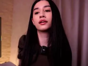 Freechat goldygrillz on Chaturbate