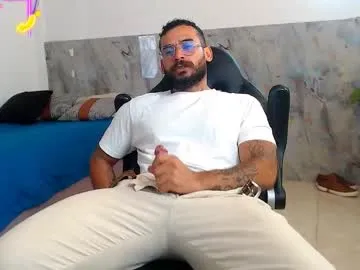 hanz_col — #muscle #hairy #latino #party ##chubby [2996 tokens remaining]