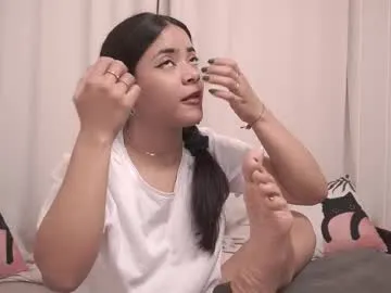 hecate333 — Feet appreciation, TIP 25 FOR SUCK MY FEET  GOAL: Wet T-shirt at 333 tokens #feet #flexible #heels #submissive #socks