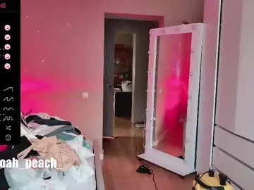 honey_buunny — Goal: Doggy in cam+ slap ass to red #dance #cum #twerk #lovense #kinky - Next Goal: Twerk ass cam down *_*