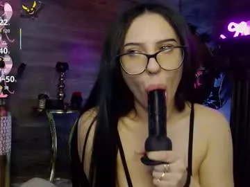 isabella_luxx — Dangerous curves, lethal lips I'll drown you in desire  #bigass #bigtits #teen #emo #squirt