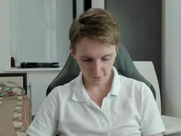 ithan_red — Show Ass [100 tokens left] #uncut #twink #skinny #new