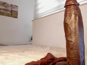 Freechat itsbellax on Chaturbate