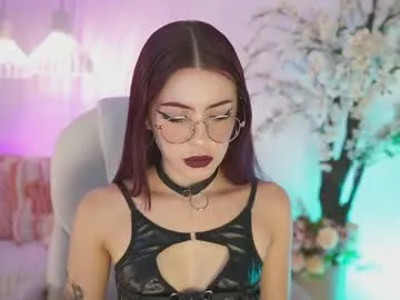 Chaturbate jadesummerr is Freechat jadesummerr — GOAL: fingering pussy   Electric Monday: pure energy, without pause or worries.  #c2c #squirt #lovense #saliva #anal