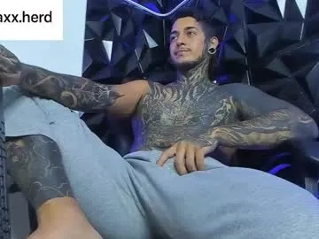 jaxxxonherd on Chaturbate 