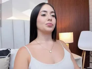 Freechat julietasantos__ on Chaturbate