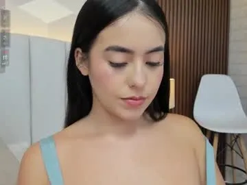 Freechat julietasantos__ on Chaturbate