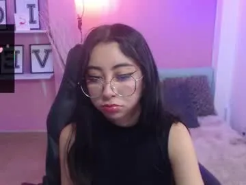 Freechat kalilowe_ on Chaturbate