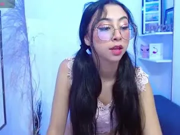 Freechat kalilowe_ on Chaturbate