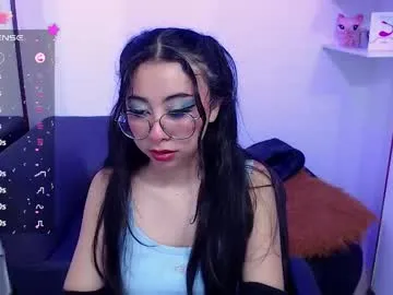 Freechat kalilowe_ on Chaturbate