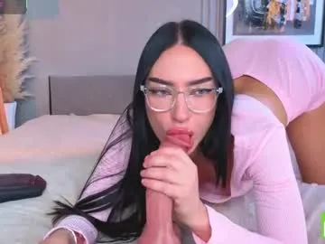 kanyesbabyyy — Hey! Im Medusa Gorgon! I love #blowjob and #deepthroat! I use my #lovense and I have #B! #HALLOWEEN! // GOAL: Be fast as light speed while sucking your dick [83 tokens left] // EPIC GOAL: Lets invit