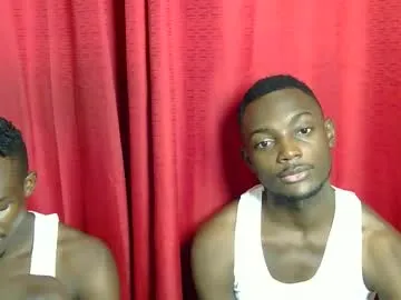 kenna_ass — #ebony #bbc #gay #bigcock #cum [1000 tokens remaining]