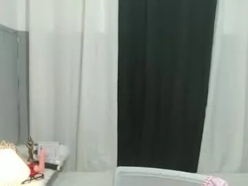 Freechat kitty_piex on Chaturbate