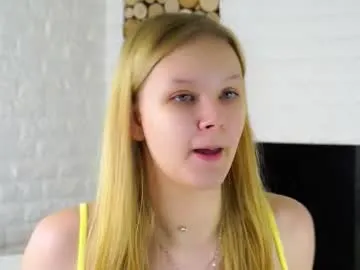 laurendarou — Hi hi I'm Ellie   GOAL:  spanks ass 101x | I want to reach 25 thumbs up  #new #18 #teen #shy #young [510 tokens remaining]