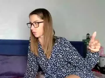 Freechat lisi4ka_basik33 on Chaturbate