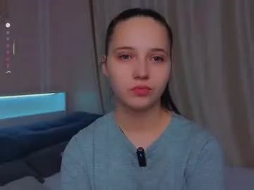 loribis — Goal:Show my sweet braHi i'm Mia ntmuI have a gift for you if you give it a thumbs up #natural #new #shy #cute #18 [55 tokens remaining]