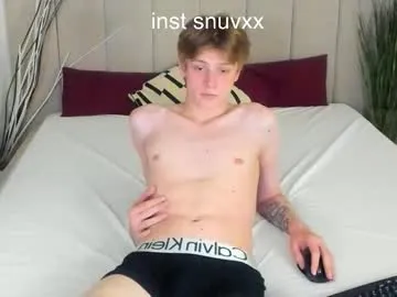 Freechat louie_evans on Chaturbate