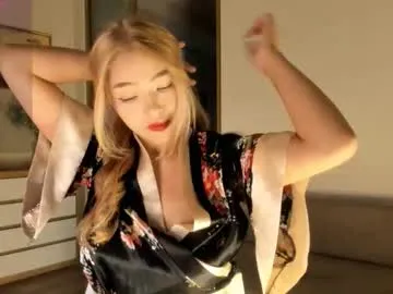 Freechat love_peace_here on Chaturbate