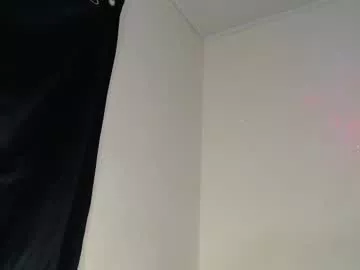 Freechat luciana_keating on Chaturbate