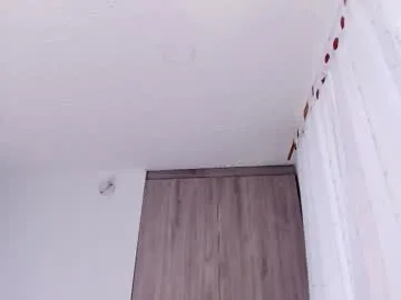 Private lyanna_cb on Chaturbate