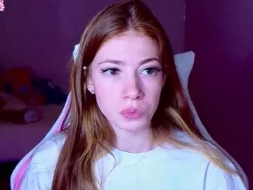 magicladyy — GOAL: Because you're beautiful [2067 tokens remaining] Welcome to my room! #sph #muscles #nonude #longhair #redhead