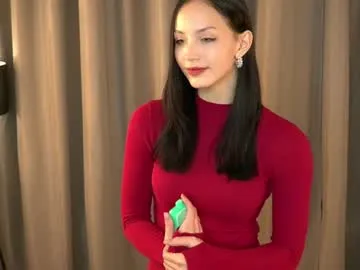 mariannsullivant — Its my second day here Goal:Play with hair<3 #teen #18 #new #shy #natural [22 tokens remaining]