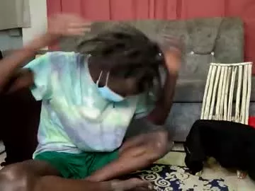 Freechat martineznn64 on Chaturbate