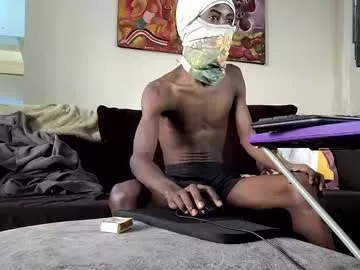 Freechat martineznn64 on Chaturbate