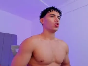 maxiimus__ — #cum #latino #muscle #bigass #bigdick BIG CUM [1475 tokens remaining]