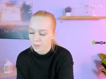 megan_cold — GOAL: make my day better [87 tokens remaining] Welcome to my room! #feet #18 #nonude #blonde #shy