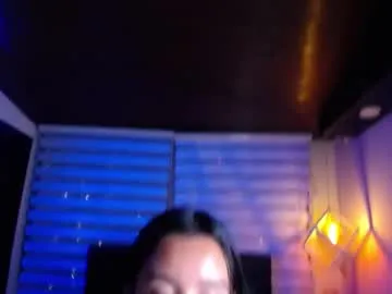 Freechat miiaa_evans1 on Chaturbate