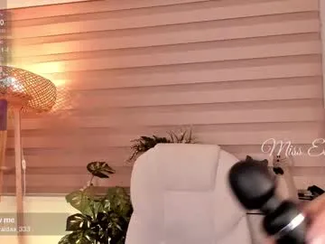 Freechat missesmeralda on Chaturbate