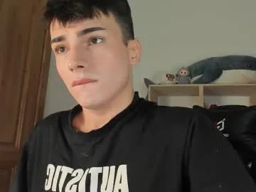 mystic_evan — CUM SHOW Hey, im Evan,your boy nextdoor, will come to me? #young #cute #twink #lovense #cum [1444 tokens remaining]