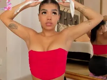 Freechat naylagrey on Chaturbate