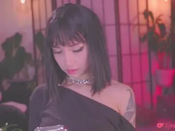 Freechat nekyra_san on Chaturbate