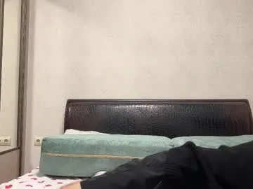 nickoxide — Undress down to underwear - 550 [549 tokens left] #bigcock  #cute #naked #twink