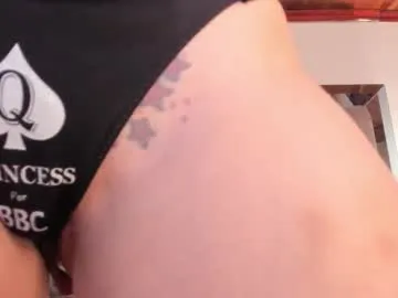 nikkysmiith — Sexy girl with big ass,Control Lush, Get me  naked + SEXY DANCE  NAKED - BIG GIFT FOR YOU - #bbc #bigass #cuckold #latina #sph