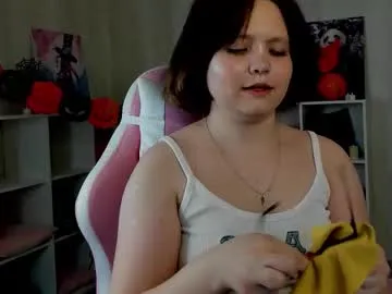 nina_lunaa — GOAL: Stand up and look my outfit [21 tokens remaining] So, let's have some fun, your coins or your cock? #halloween #bigass #18 #curvy #teen