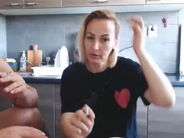 Freechat no_limit_coupl3 on Chaturbate