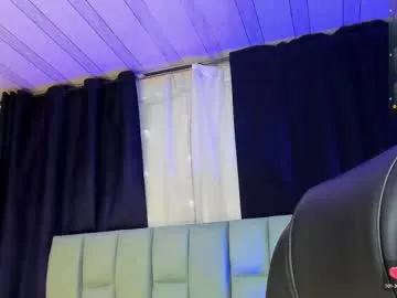 noah25_ — GOAL: SQUIRT  [714 tokens remaining] Welcome to my living room!  Relax, smile, and enjoy with me. FOLLOW ME / PVT ON #smalltits #petite #hairypussy #latina #blowjob