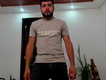 noahbrawn — #naked and hard  show at goal/  #young #muscle #hairy #bigdick [700 tokens remaining]