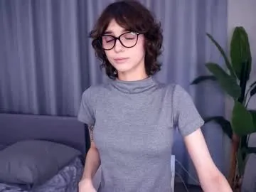 Freechat odettehatt on Chaturbate