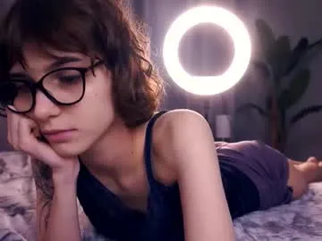 Freechat odettehatt on Chaturbate