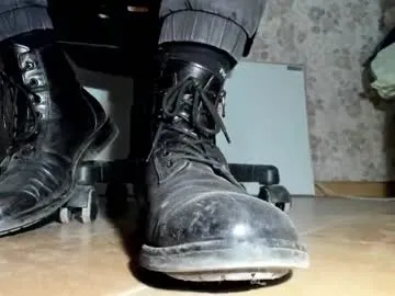 pablomenesssl — #italian #master #feet #socks #findom