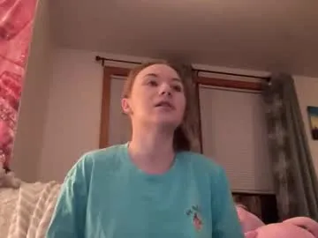 Chaturbate paisleysnowxo is Private paisleysnowxo — #privateroom #greeneyes #shower