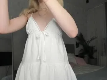 paradi_se on Chaturbate 