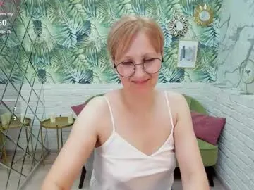 Group paris_cherry on Chaturbate