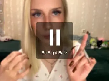 pennyczubakowski — Goal: Touch my bbs - I'm #18 year old and i am #shy #new #young girl with #skinny figure and it's my first day here [148 tokens remaining]