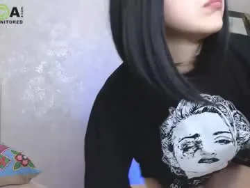 queenofwandss on Chaturbate 